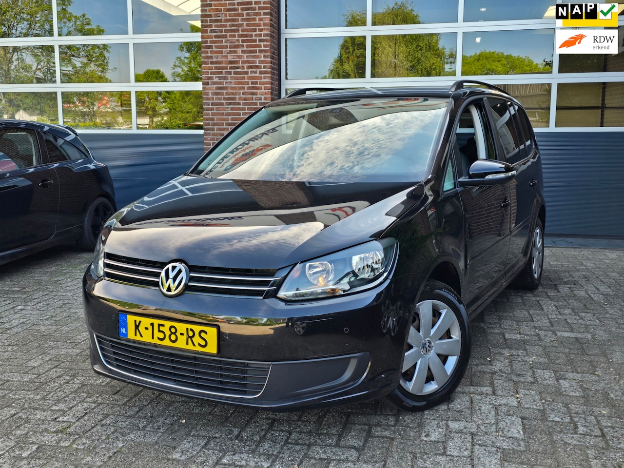 Volkswagen Touran - 1.2 TSI Comfortline BlueMotion 7p. Apk |Navi |Clima - AutoWereld.nl