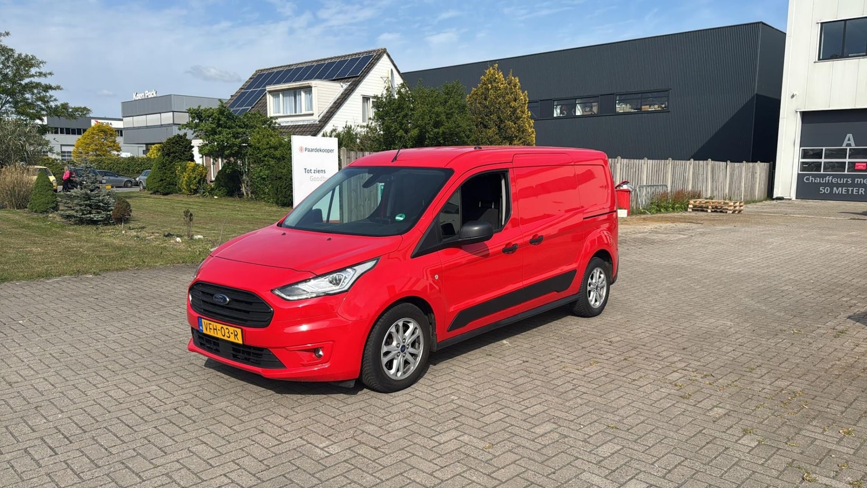 Ford Transit Connect - 1.5 EcoBlue L2 Trend Airco Maxi Rood 2020 - AutoWereld.nl