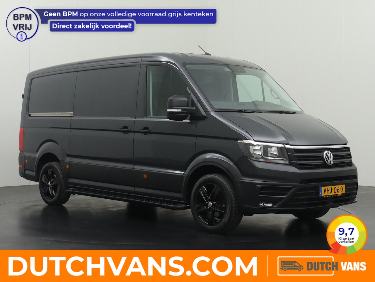 Volkswagen Crafter - 2.0TDI 140PK L3H2 Highline | Navigatie | Camera | Airco | Cruise | Betimmering - AutoWereld.nl