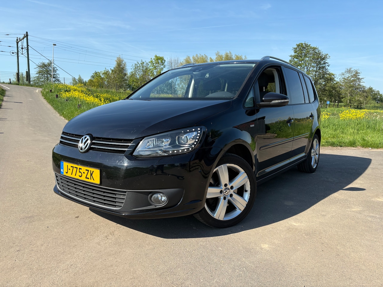 Volkswagen Touran - 1.4 TSI Comfortline Zeer betrouwbare VW Touran te koop aangeboden.  De VW Touran hebben wij nu 4 jaar in ons b - AutoWereld.nl