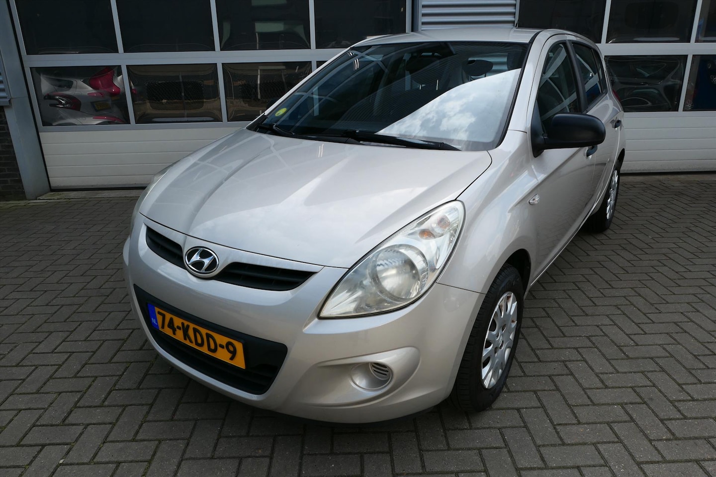 Hyundai i20 - 1.2I Active - AutoWereld.nl