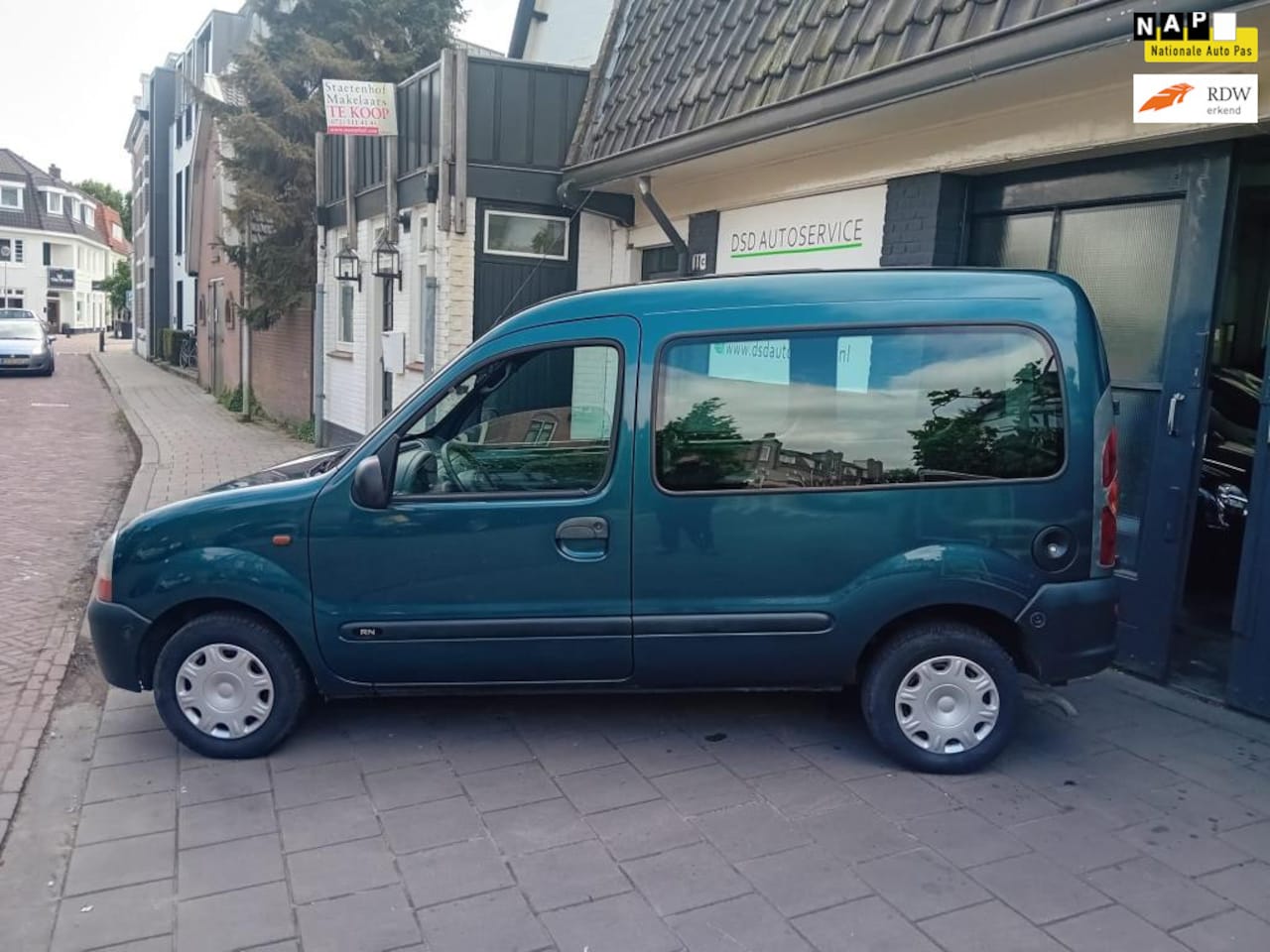 Renault Kangoo - 1.4 RN nw apk bij aflevering invalide voertuig - AutoWereld.nl