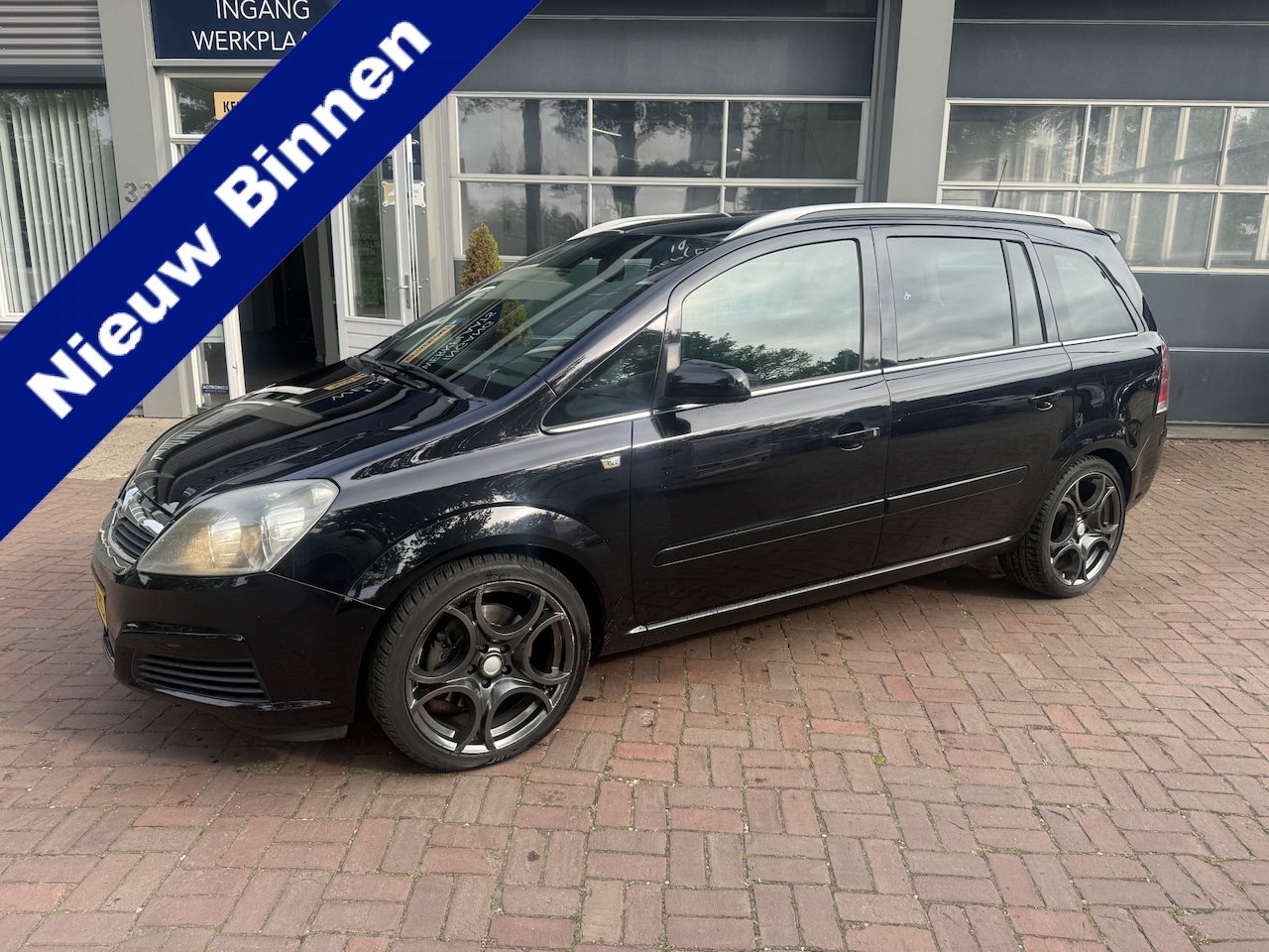 Opel Zafira - 2.2 Cosmo Bj 2006 7-pers Leuk beginners auto nu voor 2450,- inruil koopje !! - AutoWereld.nl