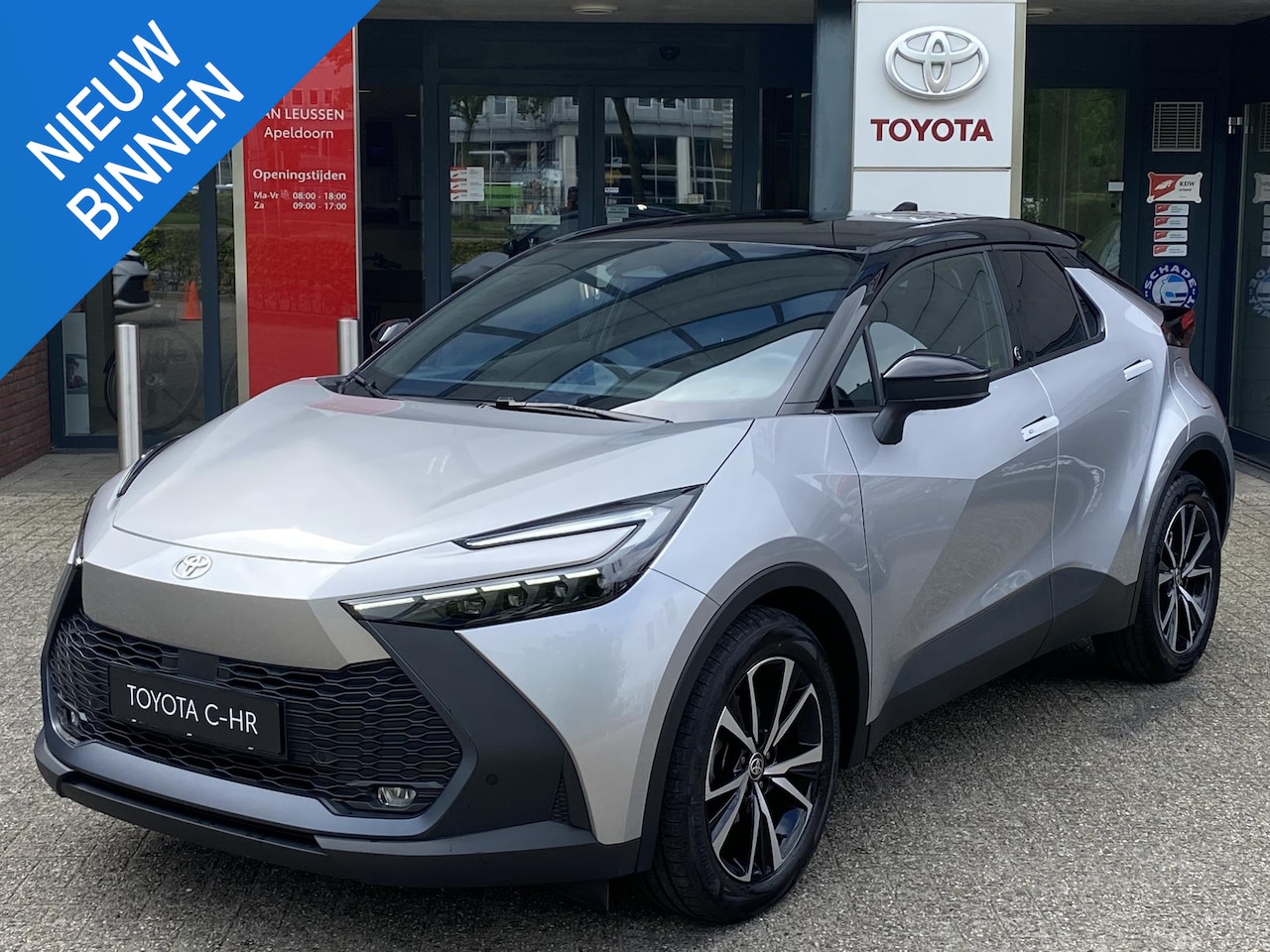 Toyota C-HR - 2.0 Hybrid 200 FIRST EDITION+ BI-TONE EL-ACHTERKLEP CAMERA NAVI PARK-SENSOREN BLIND SPOT 1 - AutoWereld.nl
