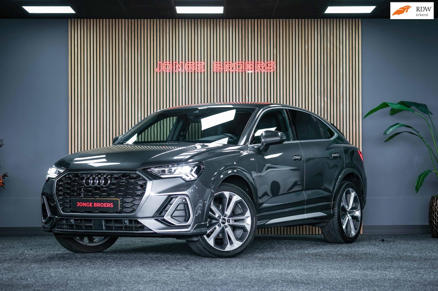 Audi Q3 Sportback - 35 TFSI Pro Line S |Matrix|B&O|Leder - AutoWereld.nl