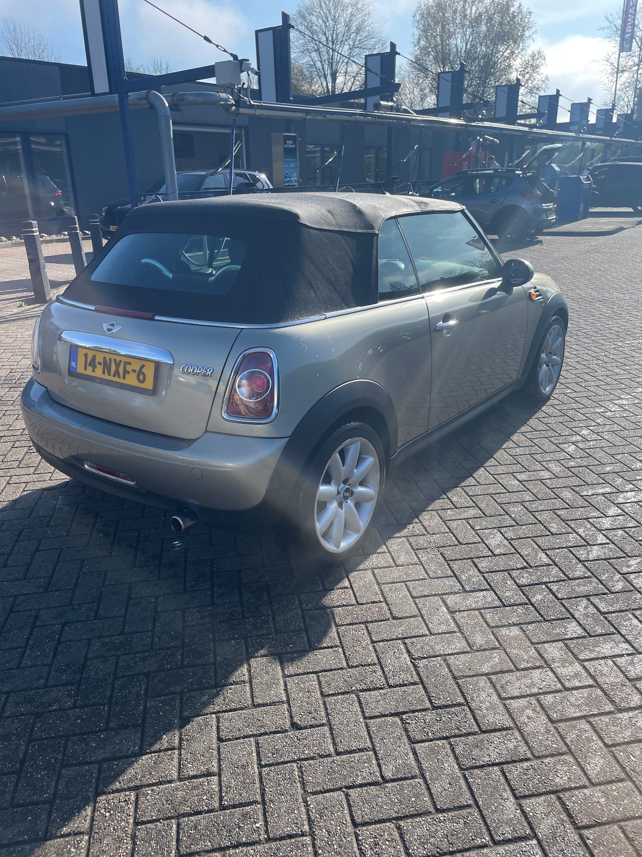 MINI Cabrio - 1.6 Cooper Chili Automaat - AutoWereld.nl