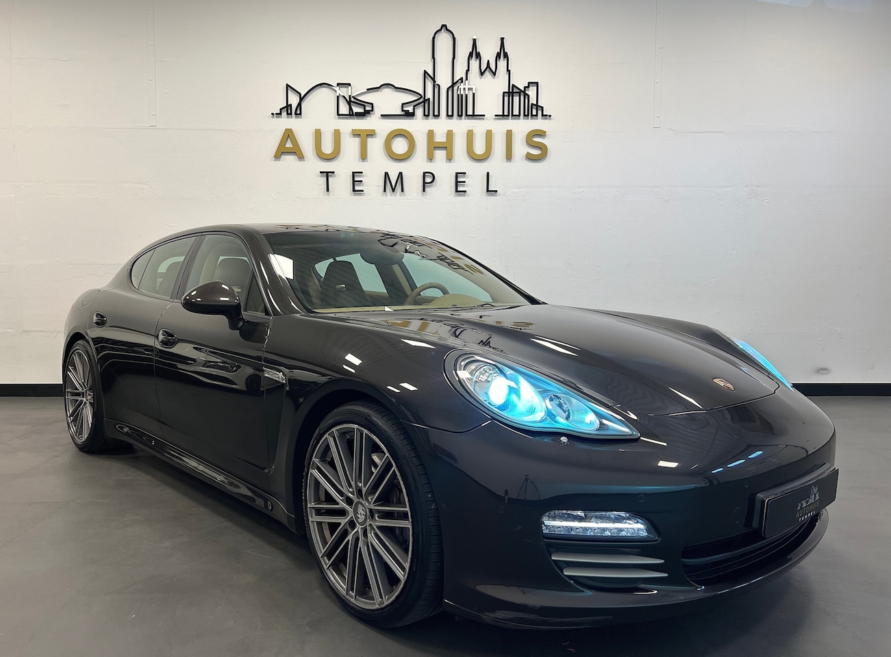 Porsche Panamera - 3.6 AUT Leder Airco Navi Cruise 18 Inch Pdc Led - AutoWereld.nl