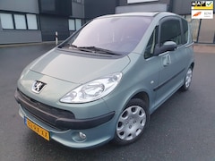 Peugeot 1007 - 1.4 Gentry Schuifdeuren APK 5/2026