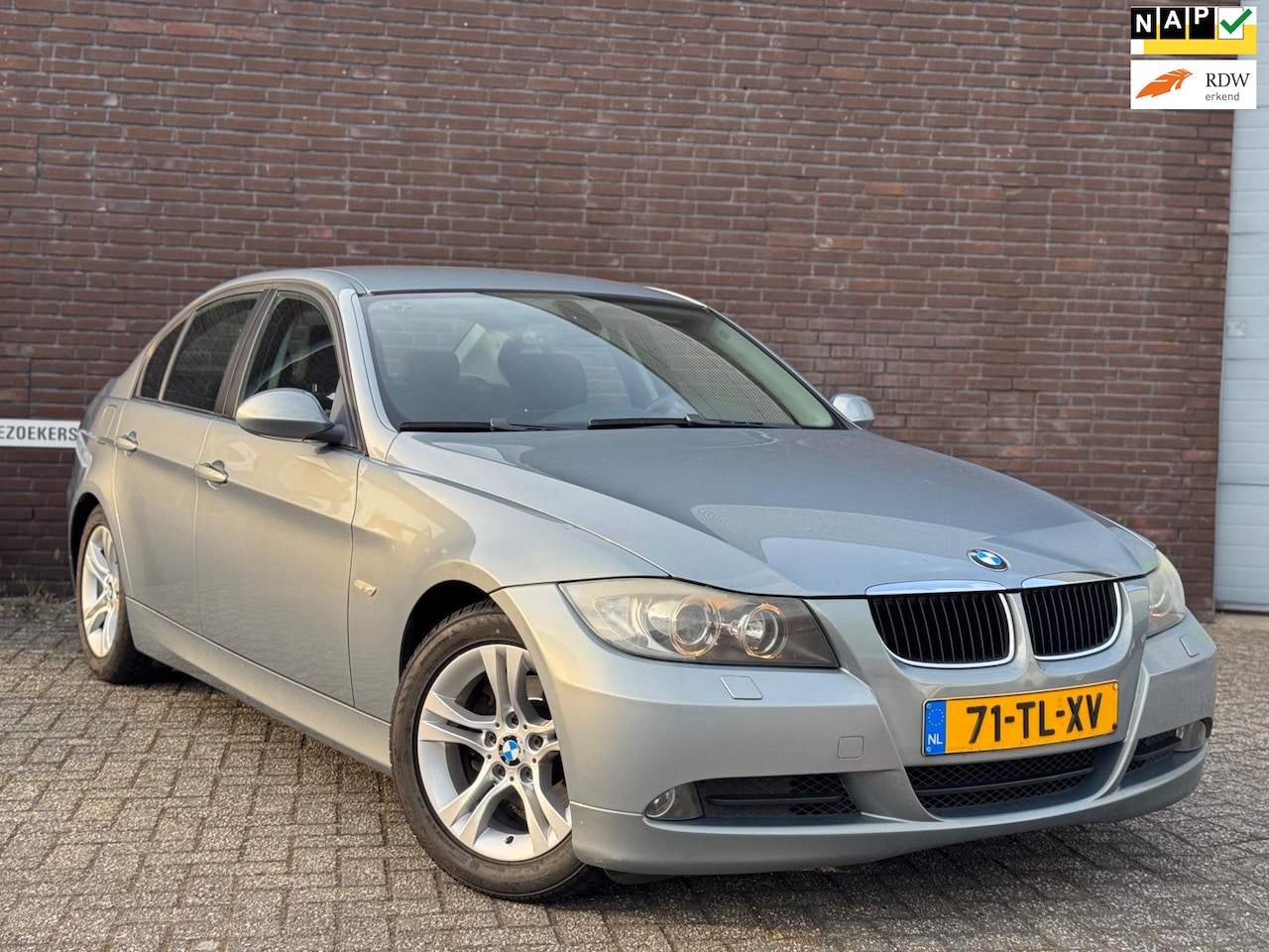 BMW 3-serie - 320i High Executive Xenon | Navi | Cruise | Nap - AutoWereld.nl
