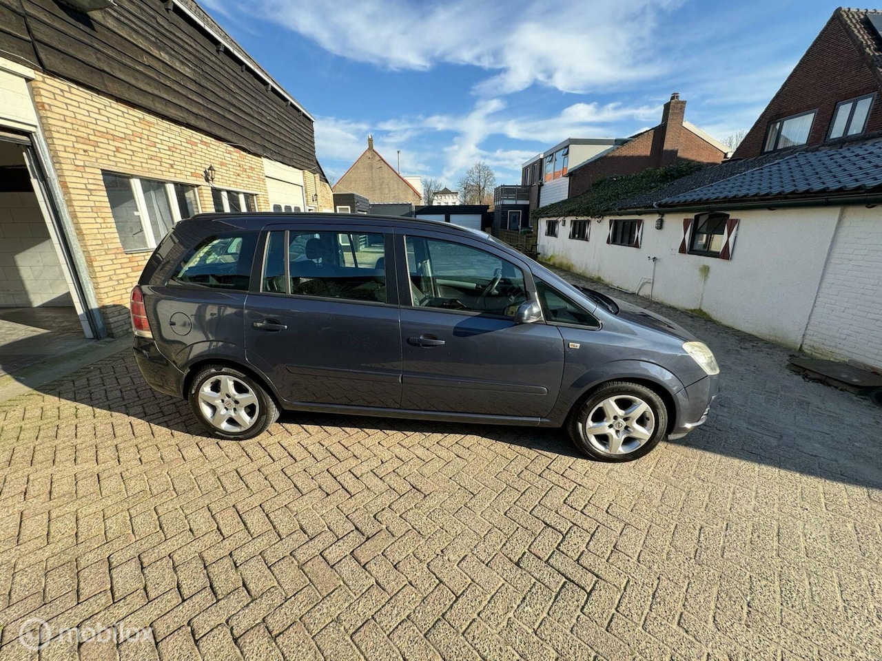 Opel Zafira - 1.8 7persoons APK 03-2026 BOUWJAAR 2007 - AutoWereld.nl