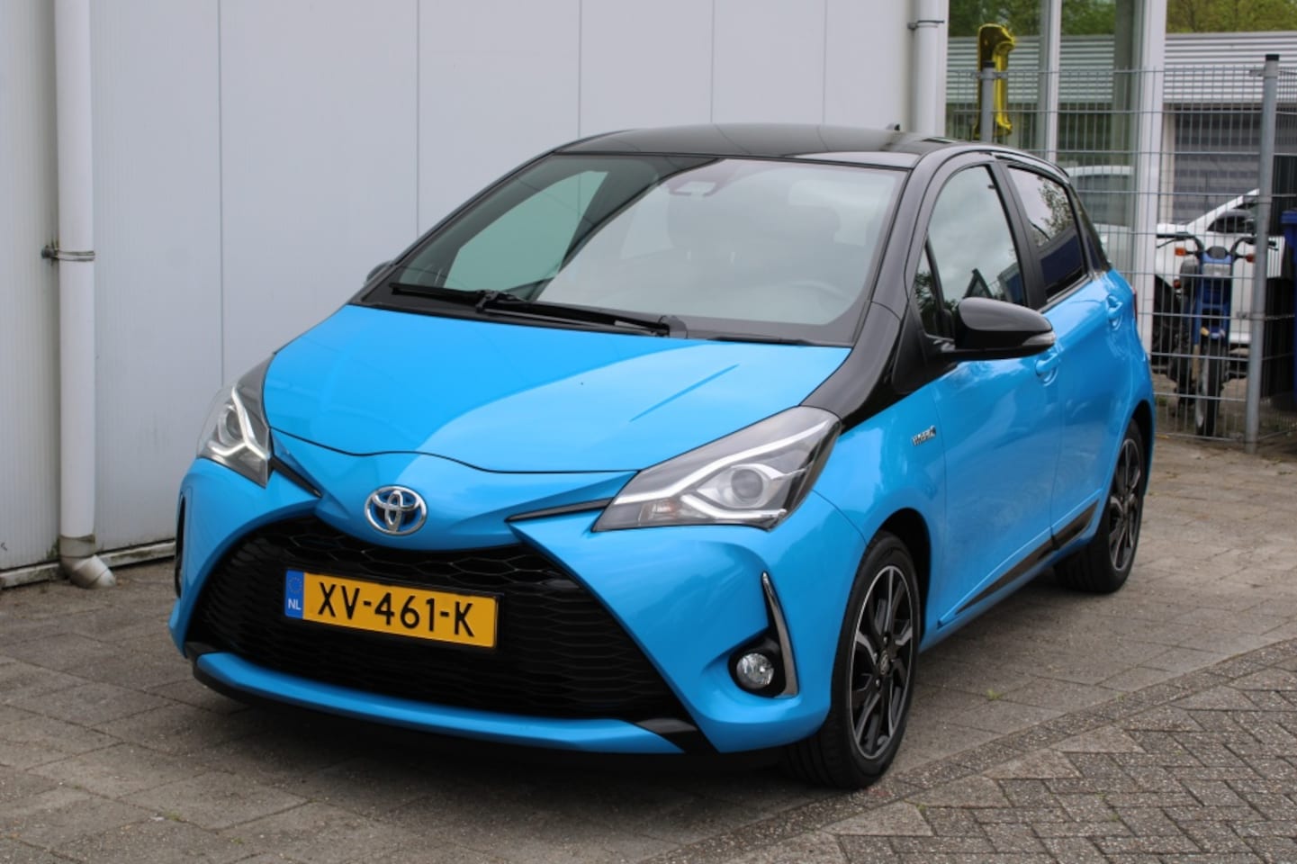 Toyota Yaris - 1.5 Hybride SkyBlue - AutoWereld.nl