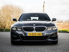 BMW 3-serie Touring - 320d 191PK Aut M-Sport Panoramadak Leder HUD Origineel NL