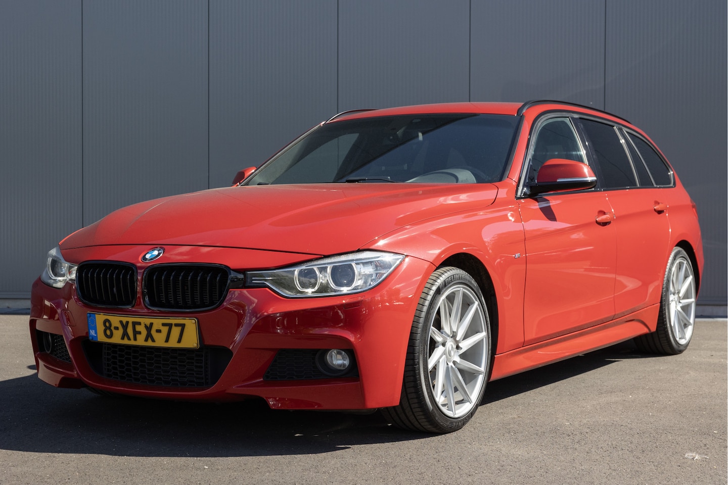 BMW 3-serie Touring - 316i Executive | M-SPORT | NL-AUTO | SPORTSTOELEN | NAVI | CRUISE | LMV | ELEKTR. TREKHAAK - AutoWereld.nl