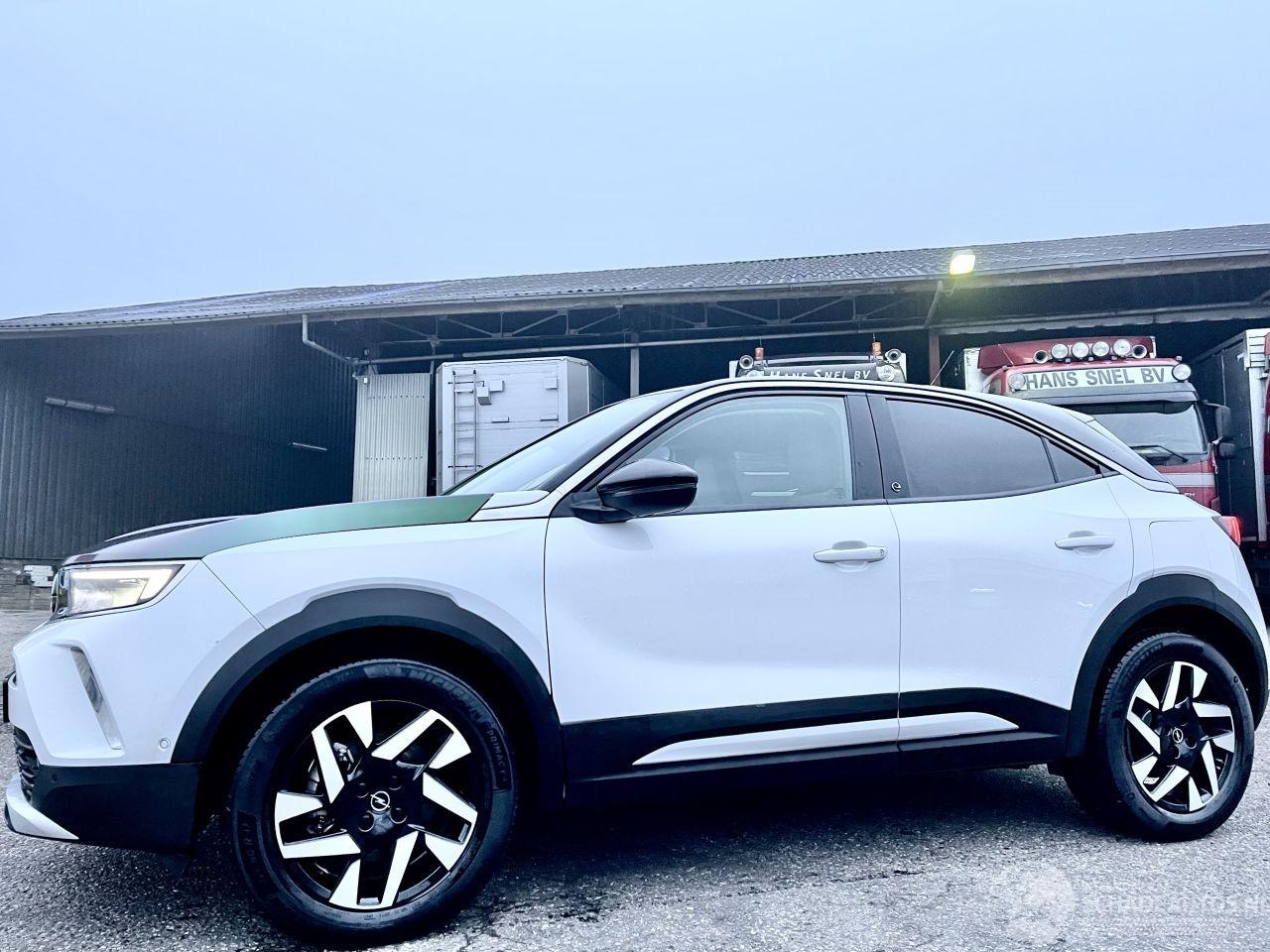Opel Mokka-e - 50-kWh 11kW bl. Business Elegance aut 136pk - nap - stuurverwarming - navi - camera - line - AutoWereld.nl