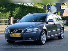 Volvo V50 - 2.0 Limited Edition | NAVI | CRUISE | CLIMA | XENON | LEDER | ZEER MOOIE GOED ONDERHOUDEN