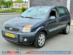 Ford Fusion - 1.6-16V Ghia // AUTOMAAT // TREKHAAK // AIRCO // DEALER ONDERHOUDEN