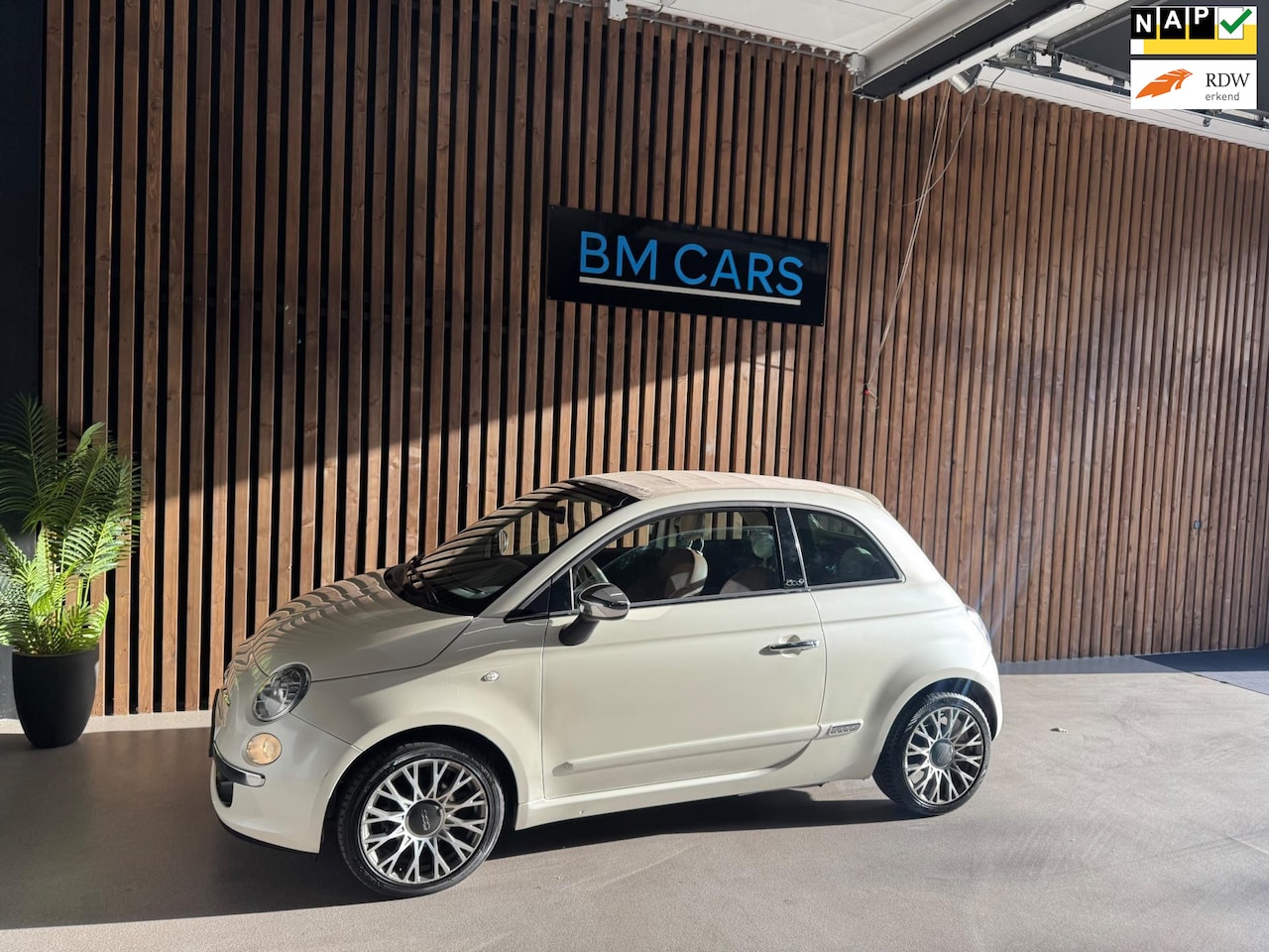 Fiat 500 C - 0.9 TwinAir Rock Cabrio Airco,1e Eigenaar, NAP KM - AutoWereld.nl
