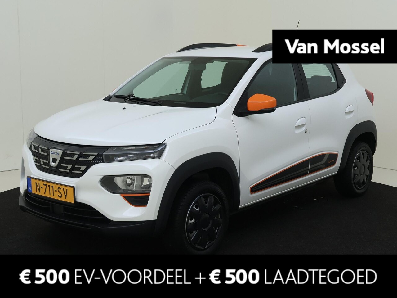 Dacia Spring - Comfort Plus 27 kWh | Navigatie | Achteruitrijcamera | Leder | Airco - AutoWereld.nl