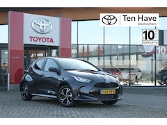 Toyota Yaris - 1.5 Hybrid 115PK First Edition Automaat | Comfort Pack | Buiten