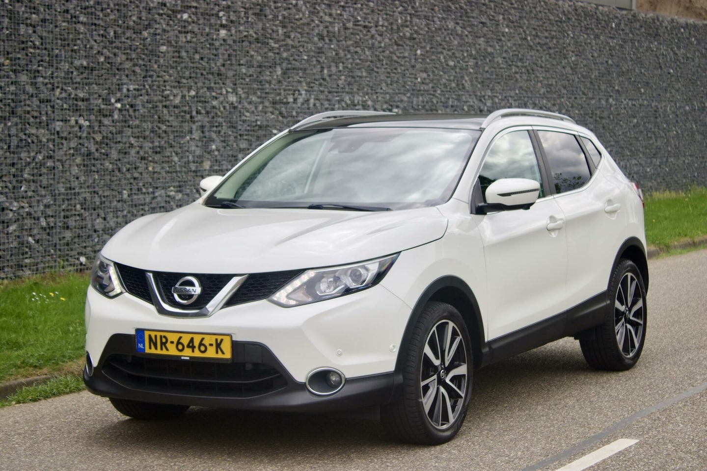 Nissan Qashqai - 1.2 N-Connecta 1.2 N-Connecta - AutoWereld.nl