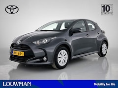 Toyota Yaris - 1.5 Hybrid Active Limited |Apple CarPlay | Android Auto | Climate Control | Camera |