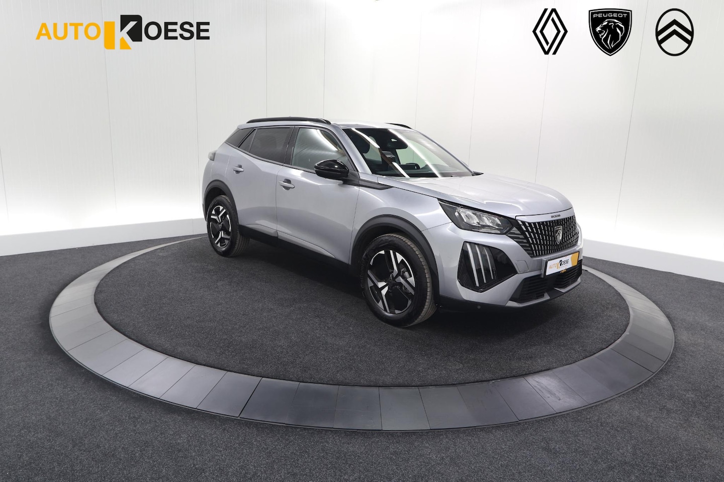 Peugeot 2008 - PureTech 100 Allure | Camera | Navigatie | Apple Carplay | Parkeersensoren - AutoWereld.nl