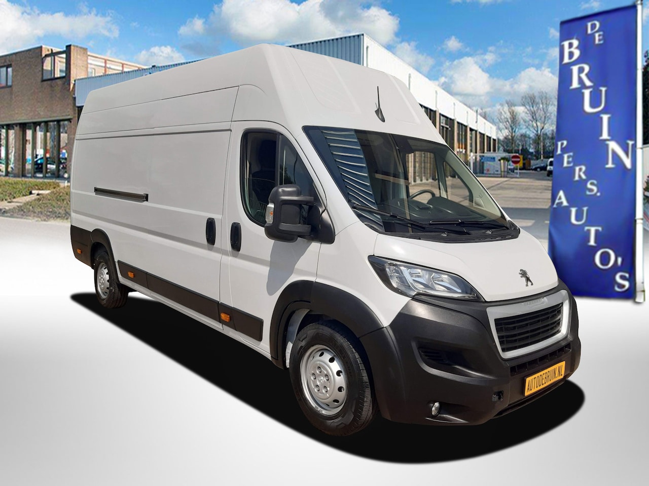 Peugeot Boxer - 2.2 BlueHDI 140Pk L4H3 Extra hoogdak Airco Navi PDC Cruise control Achteruitrijcamera - AutoWereld.nl