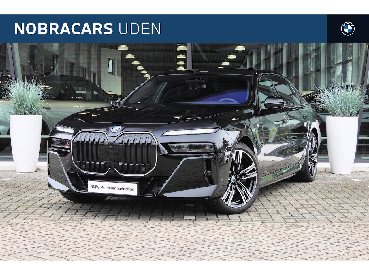 BMW i7 - xDrive60 High Executive M Sport / Panoramadak Sky Lounge / Trekhaak / Massagefunctie / Par - AutoWereld.nl