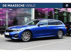 BMW 3-serie Touring - 330e High Executive M Sport Automaat / Panoramadak / Trekhaak / Sportstoelen / LED / Parki