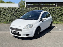 Fiat Grande Punto - 1.4 Active * Pano * 5 deurs * Apk 02-2026