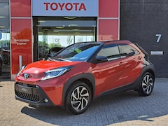 Toyota Aygo X - PULSE NIEUW APPLE/ANDROID LED AD-CRUISE CLIMA PARKEERCAMERA 17"LM-VELGEN
