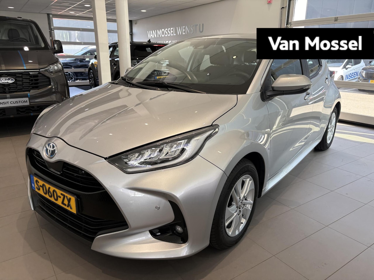 Toyota Yaris - 1.5 Hybrid Business Plus 1.5 Hybrid Business Plus - AutoWereld.nl