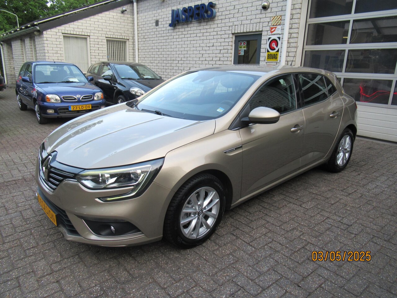 Renault Mégane - 1.2 TCe Limited 1.2 TCe Limited - AutoWereld.nl