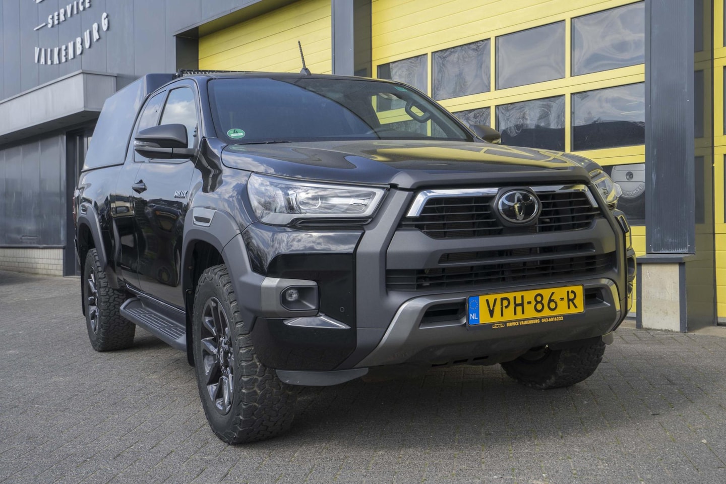 Toyota HiLux - 2.8 D-4D Xtra Cab Invincible 2.8 D-4D Xtra Cab Invincible - AutoWereld.nl