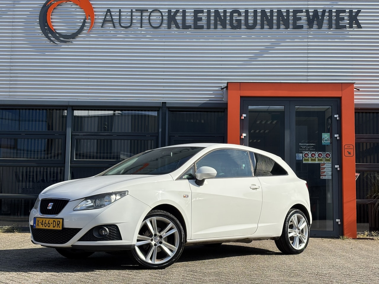 Seat Ibiza SC - 1.4 COPA / Cruise Control / Applecarplay/Androidauto / Airco / - AutoWereld.nl