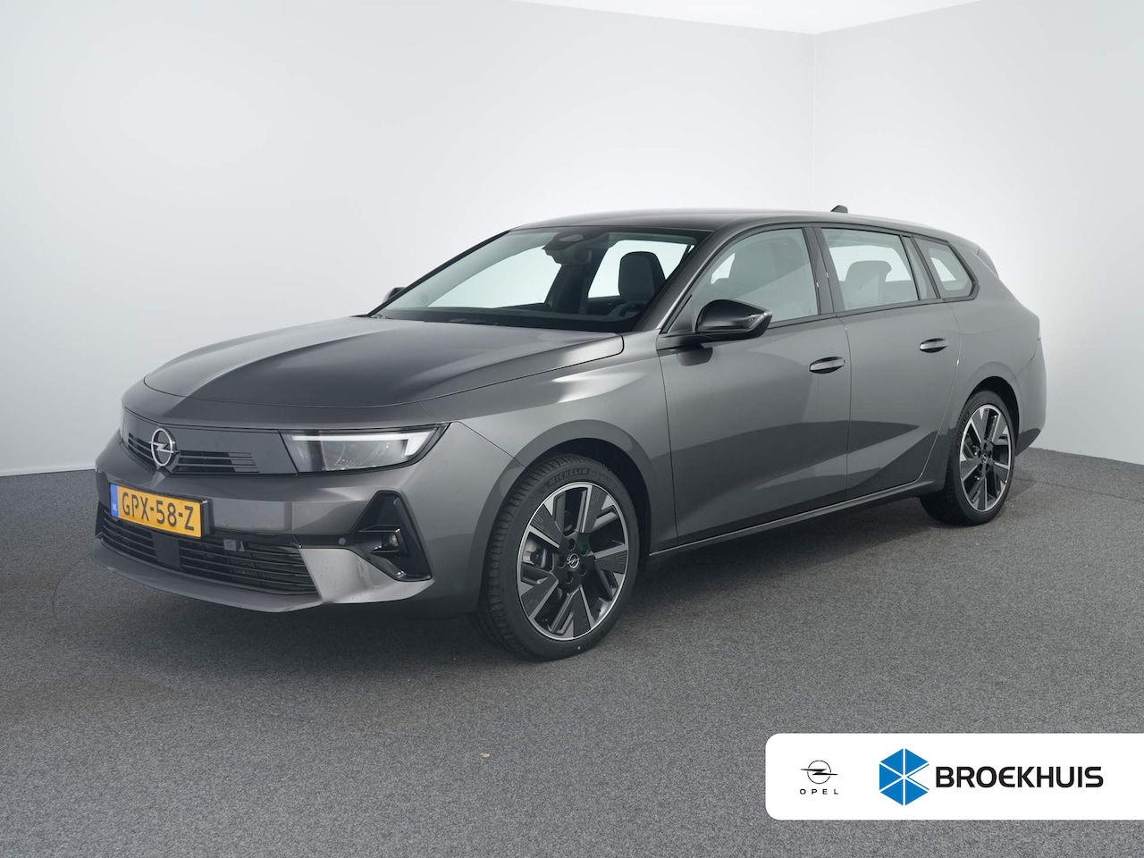 Opel Astra Electric - 54 kWh Business Edition AUTOMATIC | 18 inch lichtmetalen velgen | Lichtmetalen velgen 18" - AutoWereld.nl
