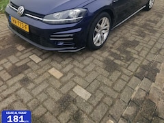Volkswagen Golf - 7.5 1.0 TSI Highline Business R Line