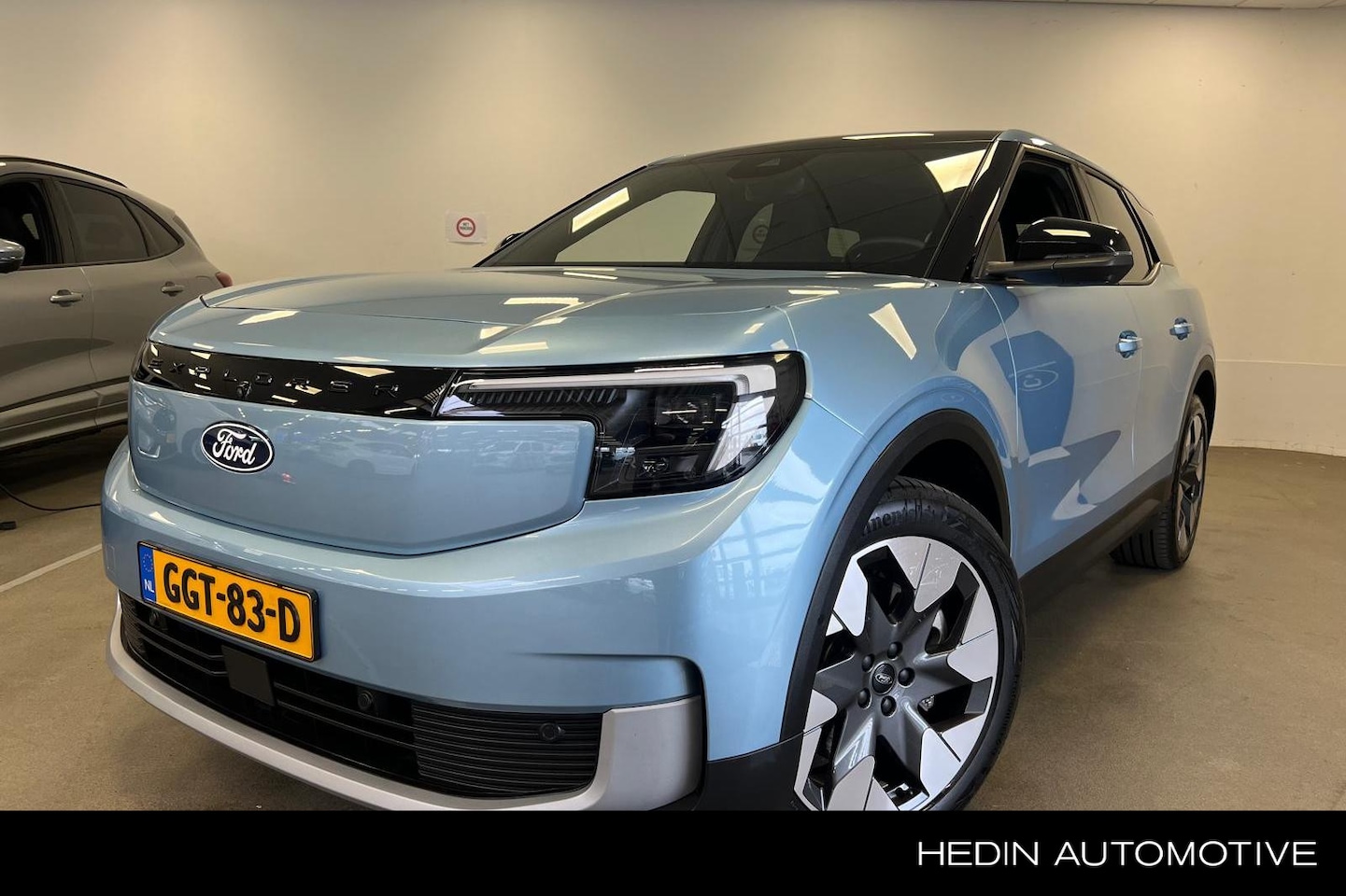 Ford Explorer - Premium Extended Range RWD 77 kWh | Pano | 360 Camera | Head-Up | Elektr. Klep | B&O Audio - AutoWereld.nl