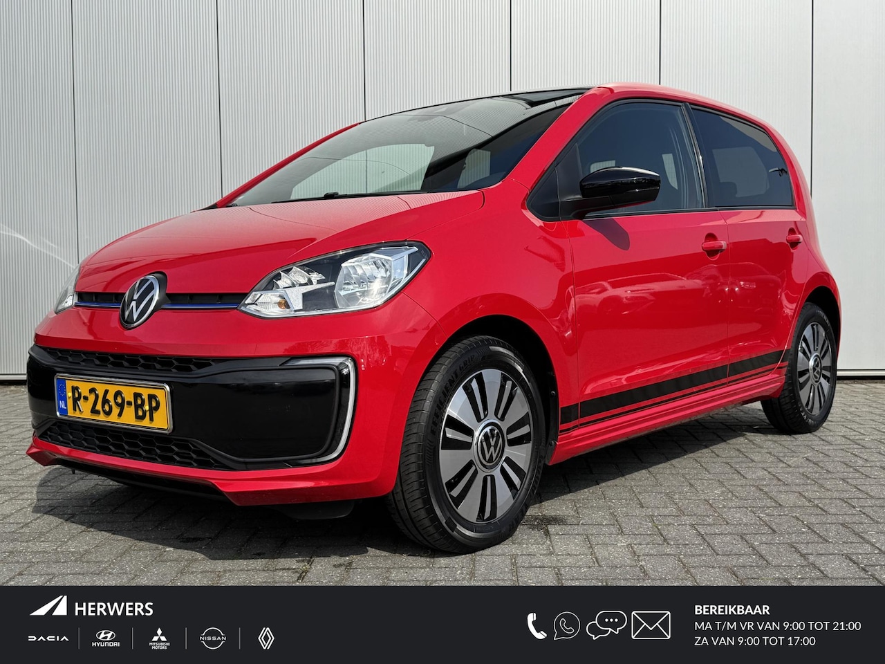 Volkswagen e-Up! - e-up! Style GTI interieur/ stoelverwarming/ Climate Control / Bluetooth / - AutoWereld.nl