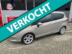Ford B-Max - 1.0 EcoBoost Titanium / panoramadak / trekhaak