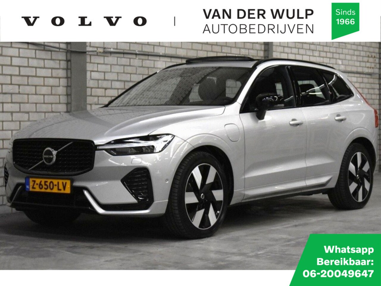 Volvo XC60 - T6 350PK AWD Ultimate Dark | Luchtvering | Trekhaak | Schuifdak - AutoWereld.nl