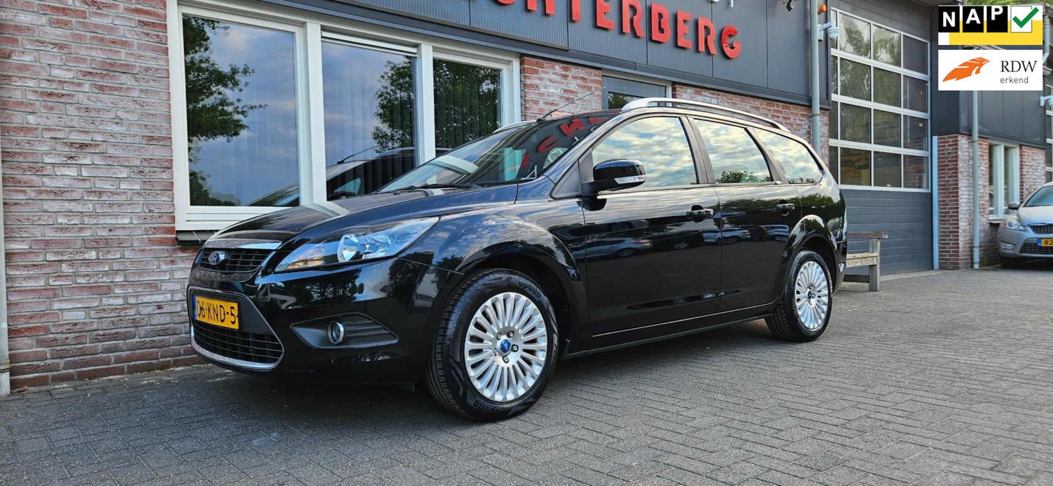 Ford Focus Wagon - 1.8 Limited Trekhaak! Airco/Clima! Cruise Control! Navigatie! - AutoWereld.nl