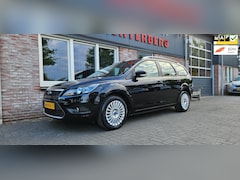 Ford Focus Wagon - 1.8 Limited Trekhaak Airco/Clima Cruise Control Navigatie