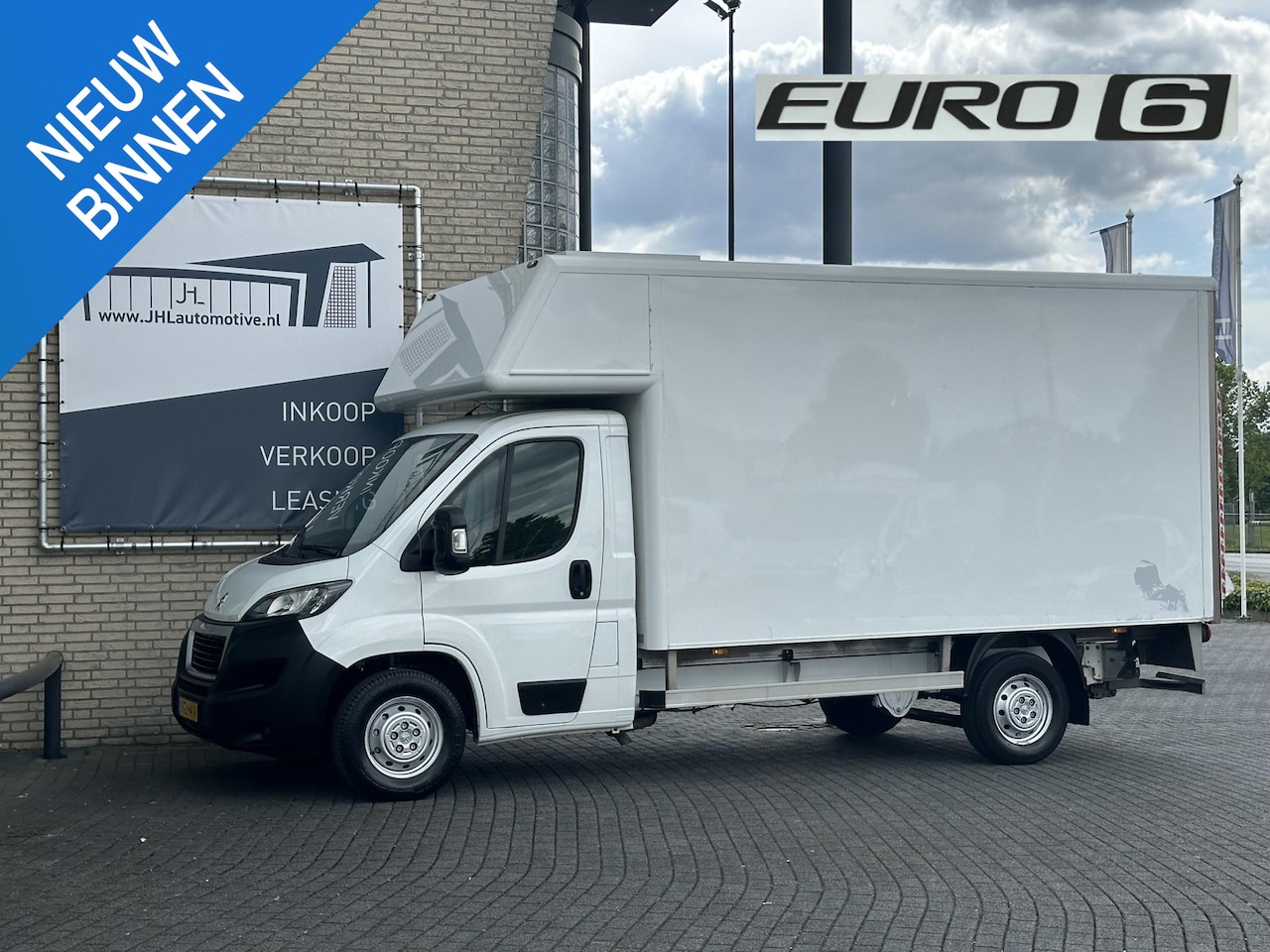 Peugeot Boxer - 435 2.2 BlueHDi 165 L3 Pro*BAKWAGEN*LAADKLEP*A/C* - AutoWereld.nl