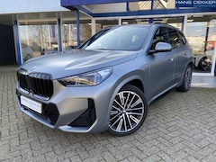 BMW X1 - AUTOMAAT/PANO/MSPORT sDrive18i