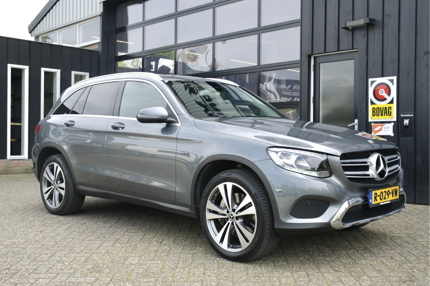 Mercedes-Benz GLC-klasse - 350e 4MATIC Business Solution | Leder | Cruise | 20'' | Navi - AutoWereld.nl