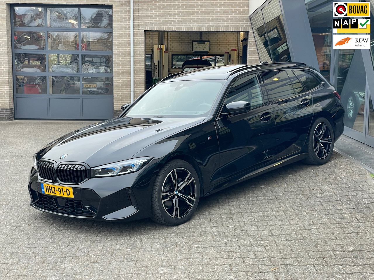 BMW 3-serie Touring - 318i M Sport Pakket Panodak - AutoWereld.nl