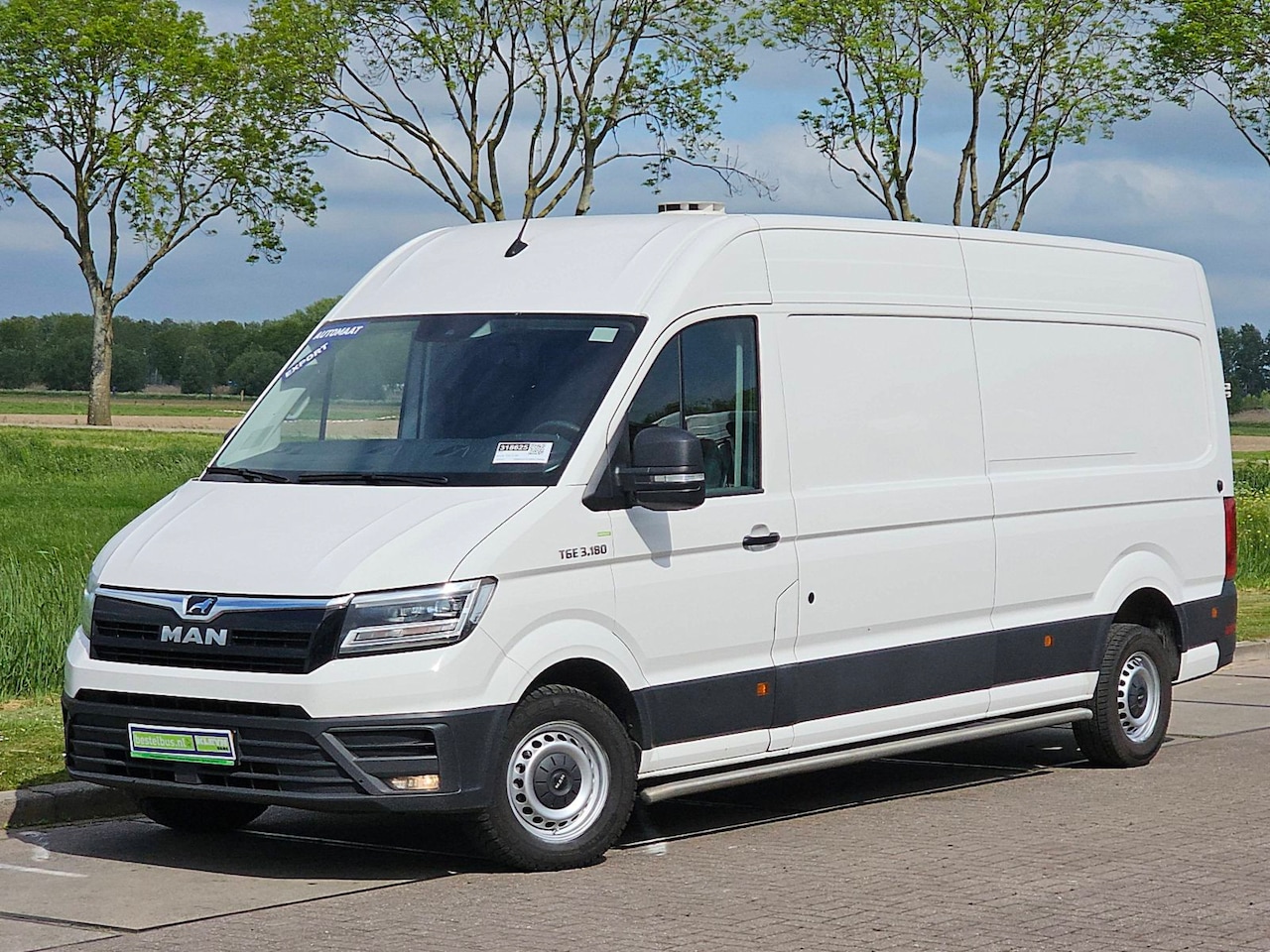 MAN TGE - 3.180 ac automaat EURO6 - AutoWereld.nl