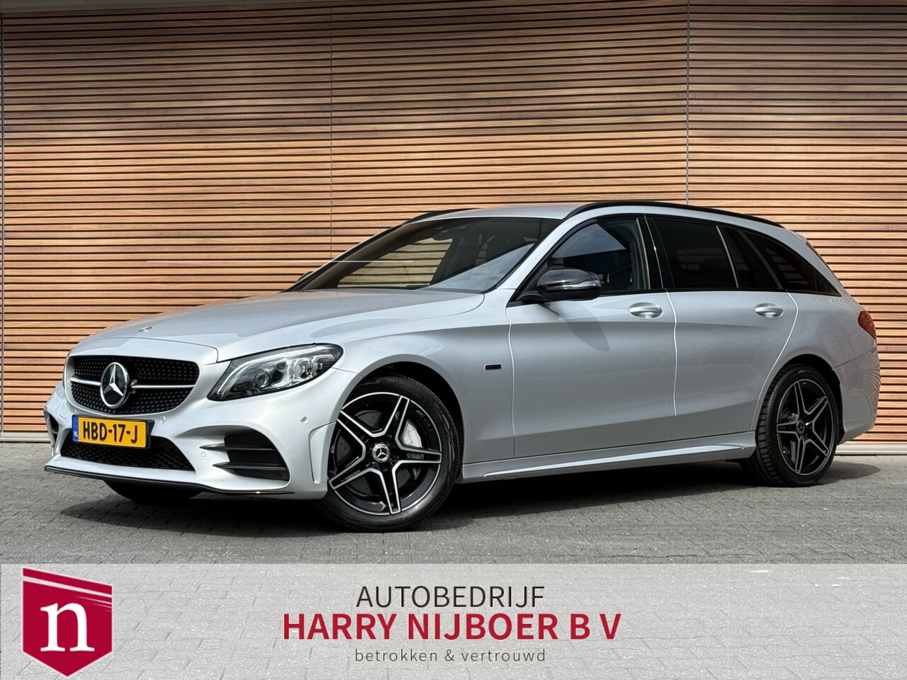 Mercedes-Benz C-klasse Estate - 300 e Business Solution AMG Trekhaak / Navi / Clima / Camera / Elekt. Stoel - AutoWereld.nl