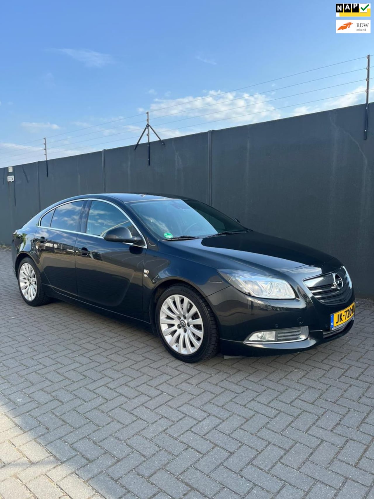 Opel Insignia - 2.0 CDTI Cosmo 2.0 CDTI Cosmo - AutoWereld.nl